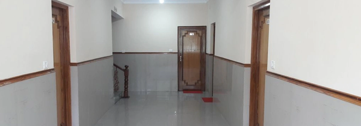 Hotel in Barinath